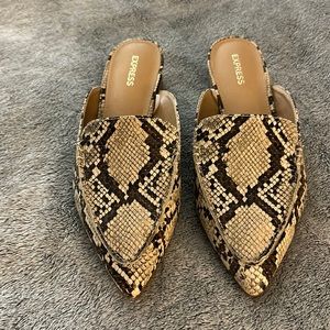 Express size 7 snakeskin print mules